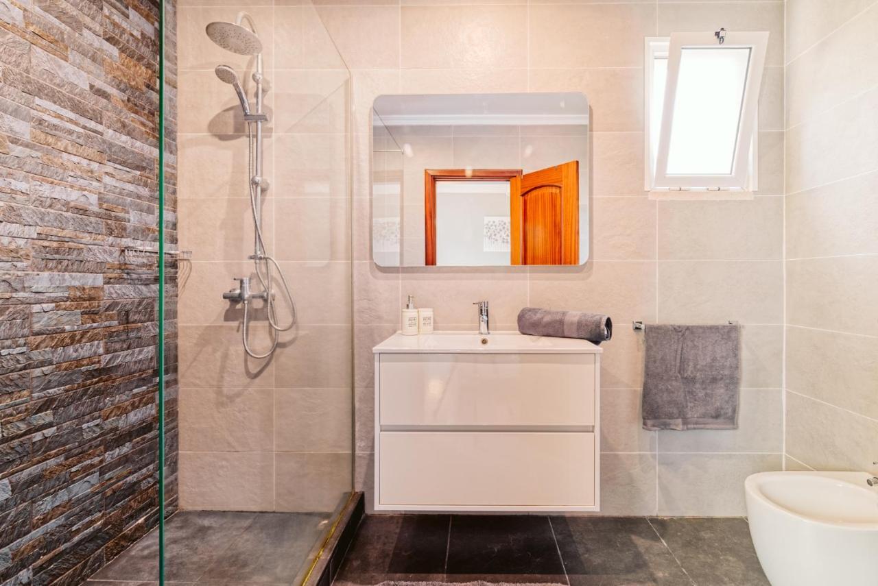 Vip VI - Sea View Apartment Caniço Zewnętrze zdjęcie